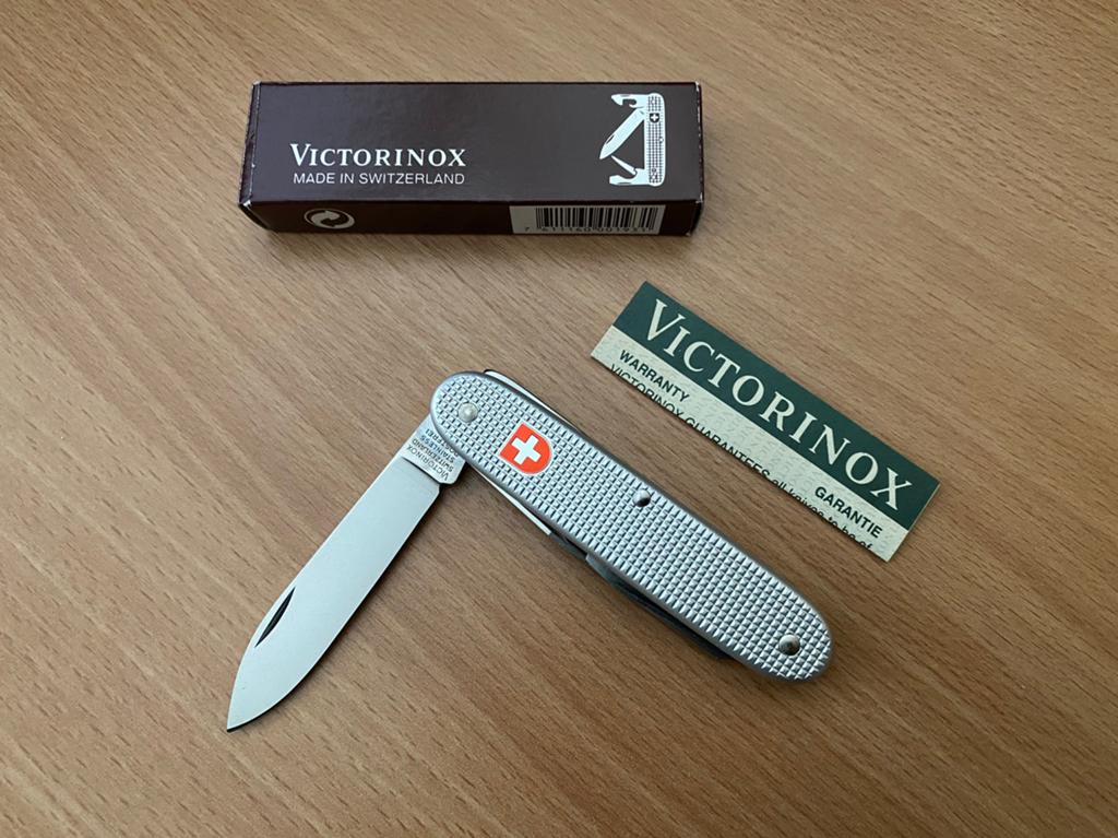 Soldaten zakmes Victorinox Pioneer 1996 met doosje, Verzenden, Landmacht, Duitsland, Mes of Dolk