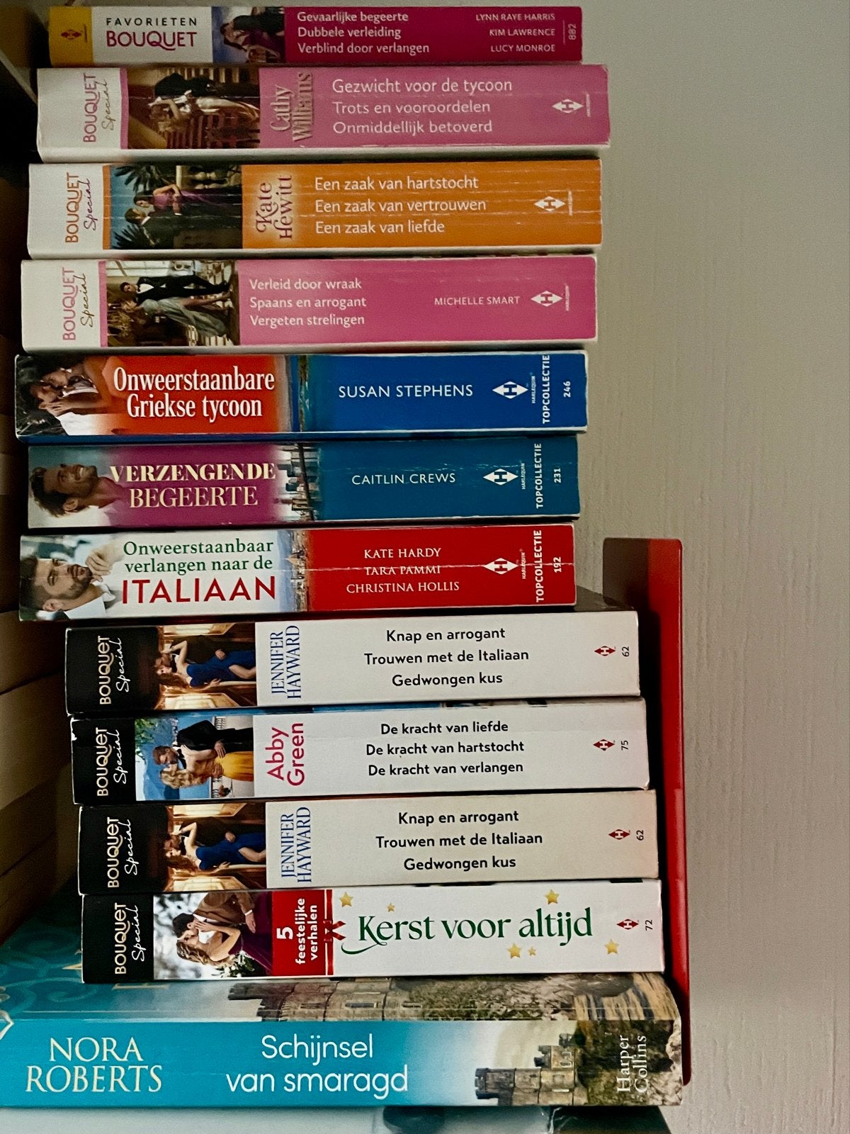 Diverse Bouquet en HarperCollins Romans, Ophalen of Verzenden, Gelezen, Nederland