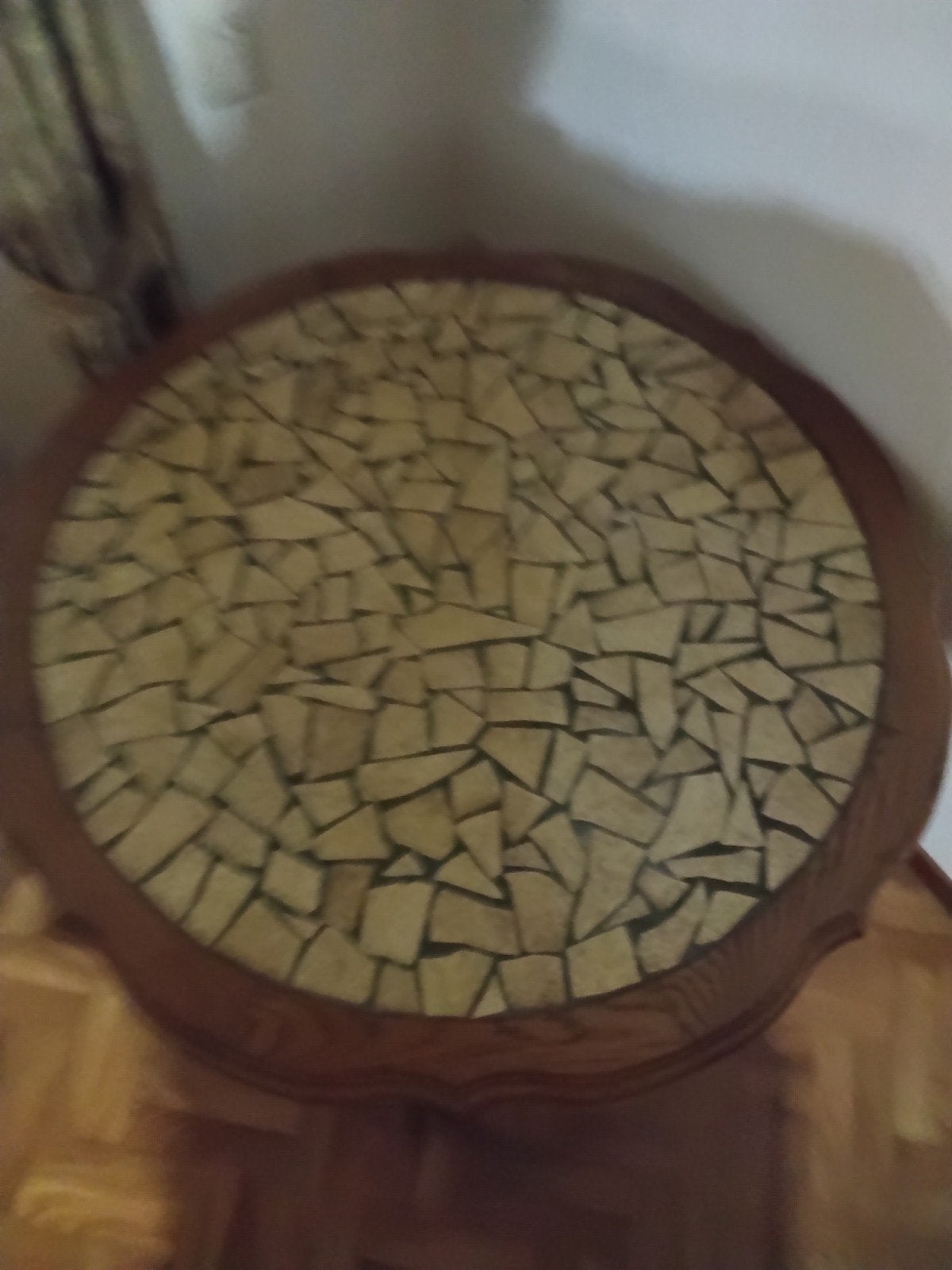 Ronde salontafel met mozaïek blad, Huis en Inrichting, Tafels | Salontafels, Ophalen