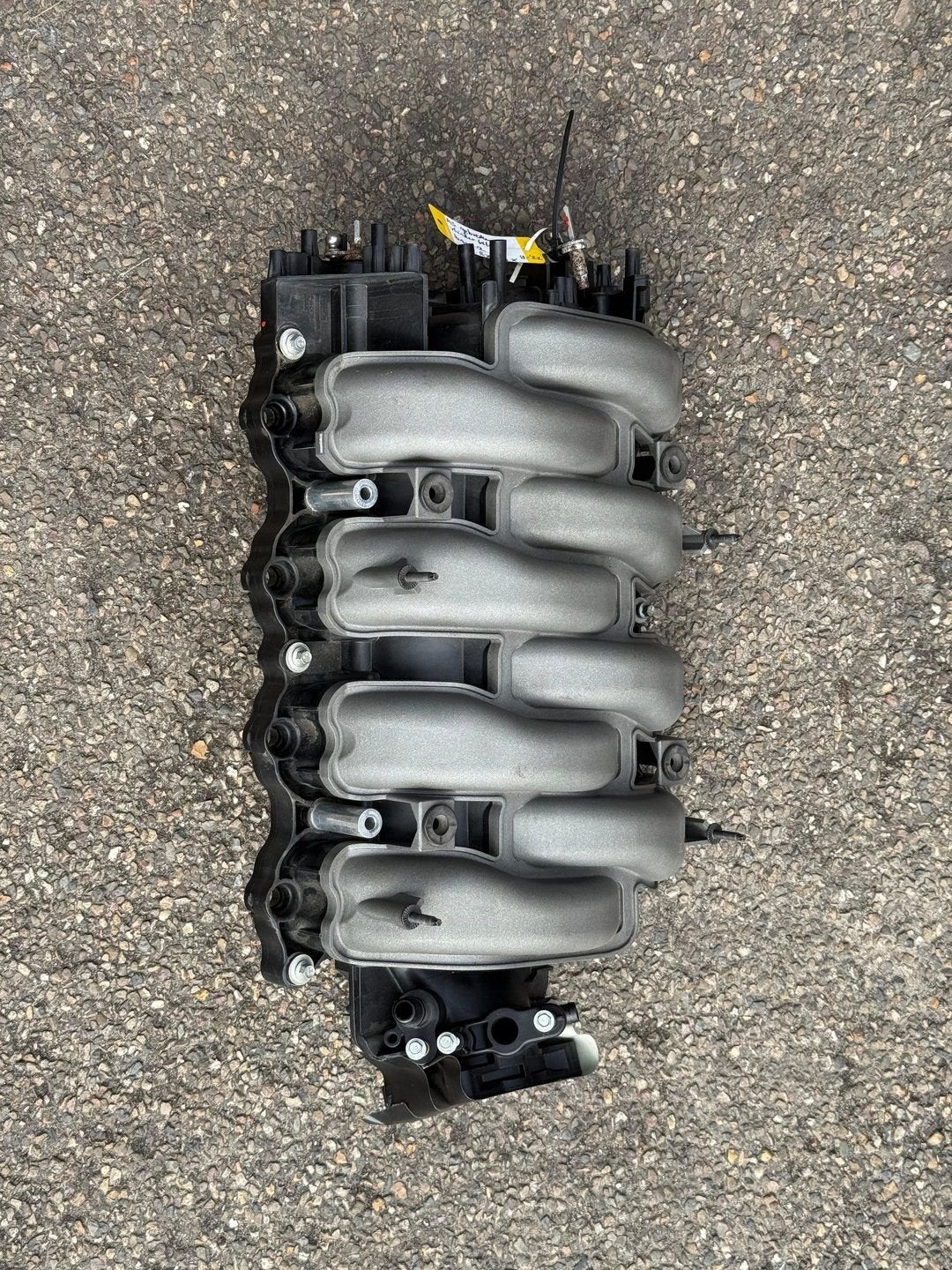 Ford 5.0 V8 inlaatspruitstuk FR3E-9S455-HE defect, Auto-onderdelen, Gebruikt, -, -, Ophalen of Verzenden