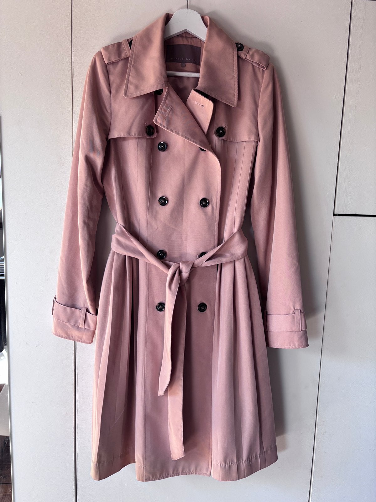 Trenchcoat met fifties uitstraling, Kleding | Dames, Ophalen of Verzenden, Zo goed als nieuw, Beige