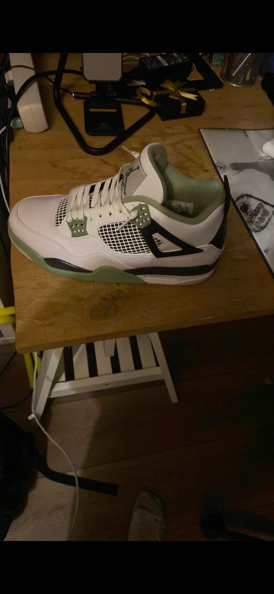 Jordan 4 Retro Seafoam (Aquatone), Overige kleuren, Ophalen of Verzenden, Sneakers of Gympen, Zo goed als nieuw