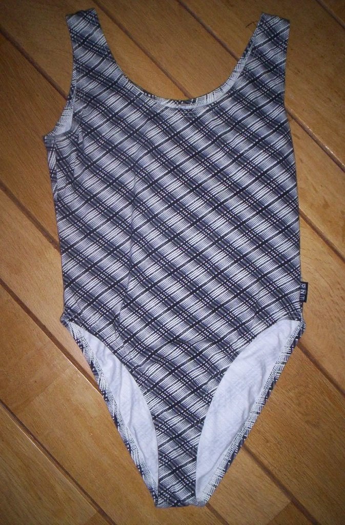 INQ badpak grijs zwart ecru ruit maat S, Kleding | Dames, Ophalen of Verzenden, Zo goed als nieuw, Zwart, Badpak