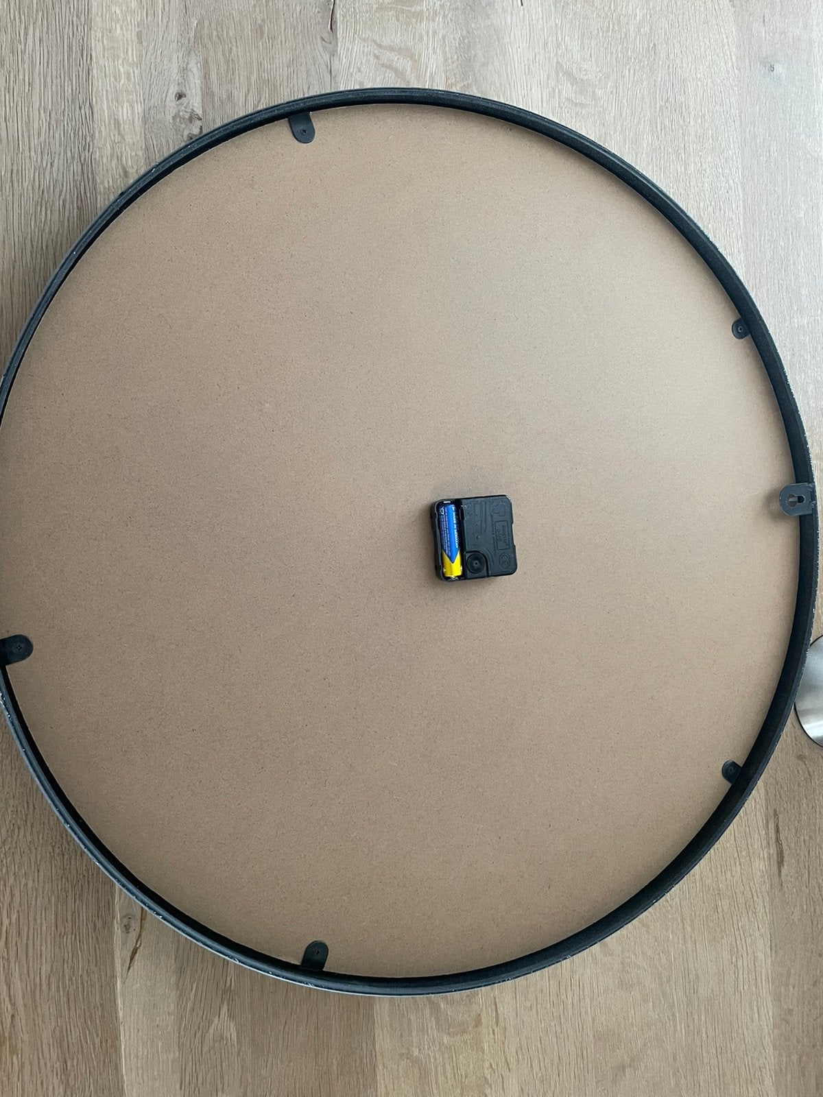 Wandklok doorsnee 60cm!, Ophalen, Zo goed als nieuw, Wandklok