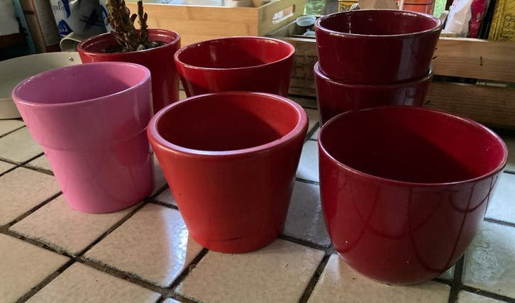 Set van 7 bloempotten in rood en roze, Gebruikt, Rond, Binnen, Ophalen of Verzenden