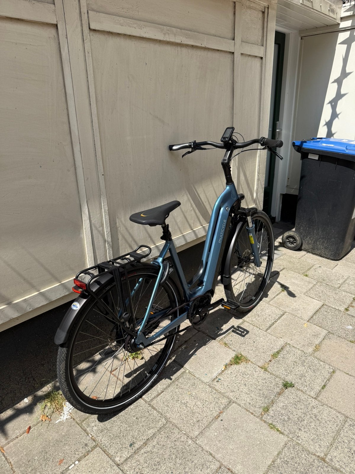 Foto 3 van Multicyle elektrische damesfiets 57cm