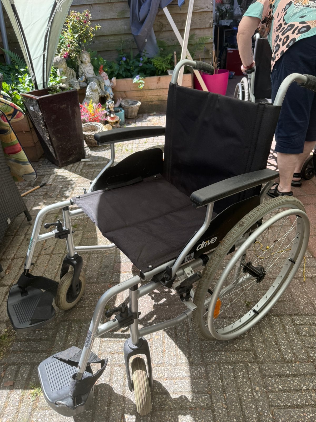 Drive rolstoel – zitbreedte 50 cm – met massieve, Ophalen, Inklapbaar, Gebruikt, Duwrolstoel