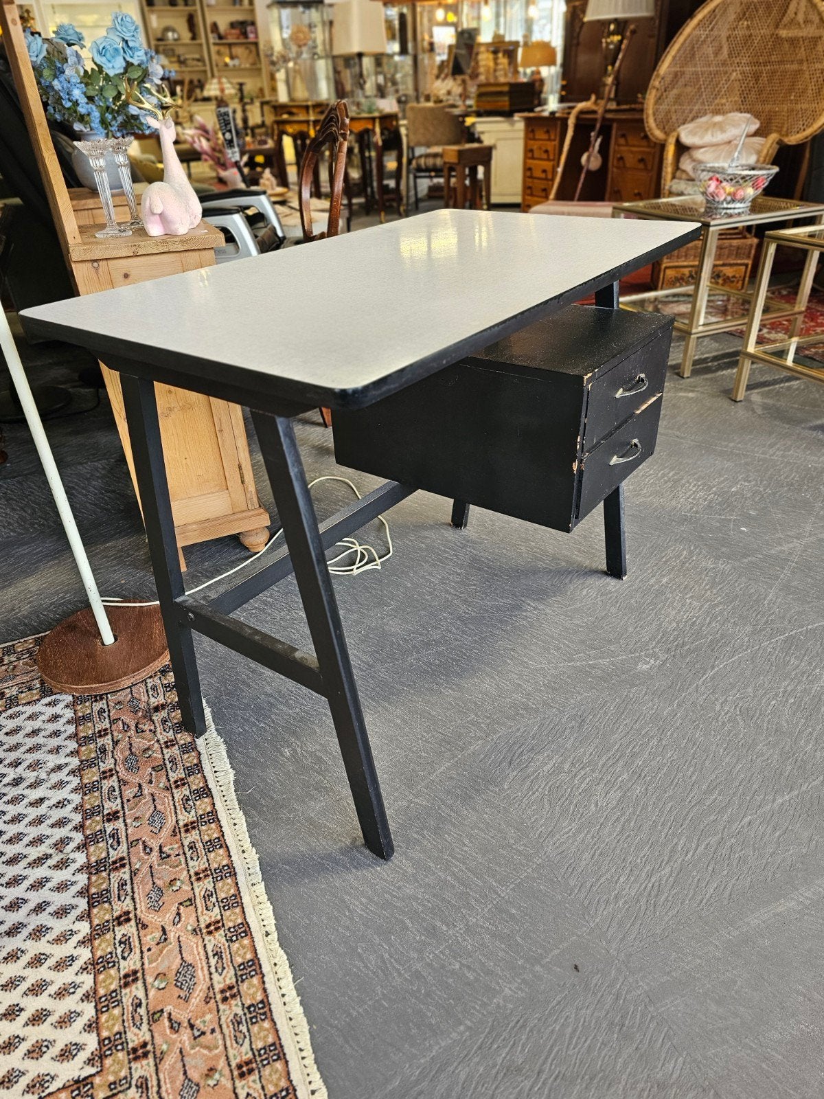 Vintage bureau met lades - 100x77x57 cm, Gebruikt, Onbekend@voorbeeld.com, Onbekend, Vintage