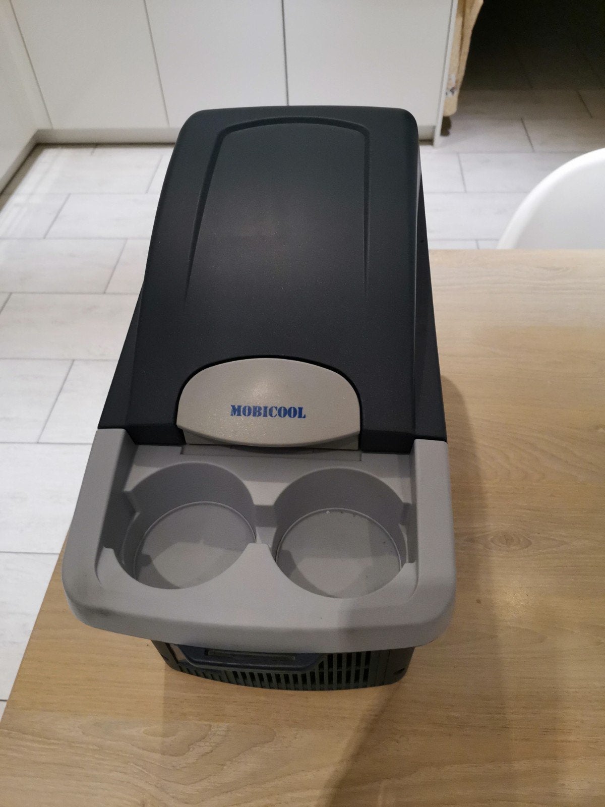Mobicool T08 DC Koelbox, Huis en Inrichting, Ophalen, Zo goed als nieuw, Kunststof, Minder dan 50 cm