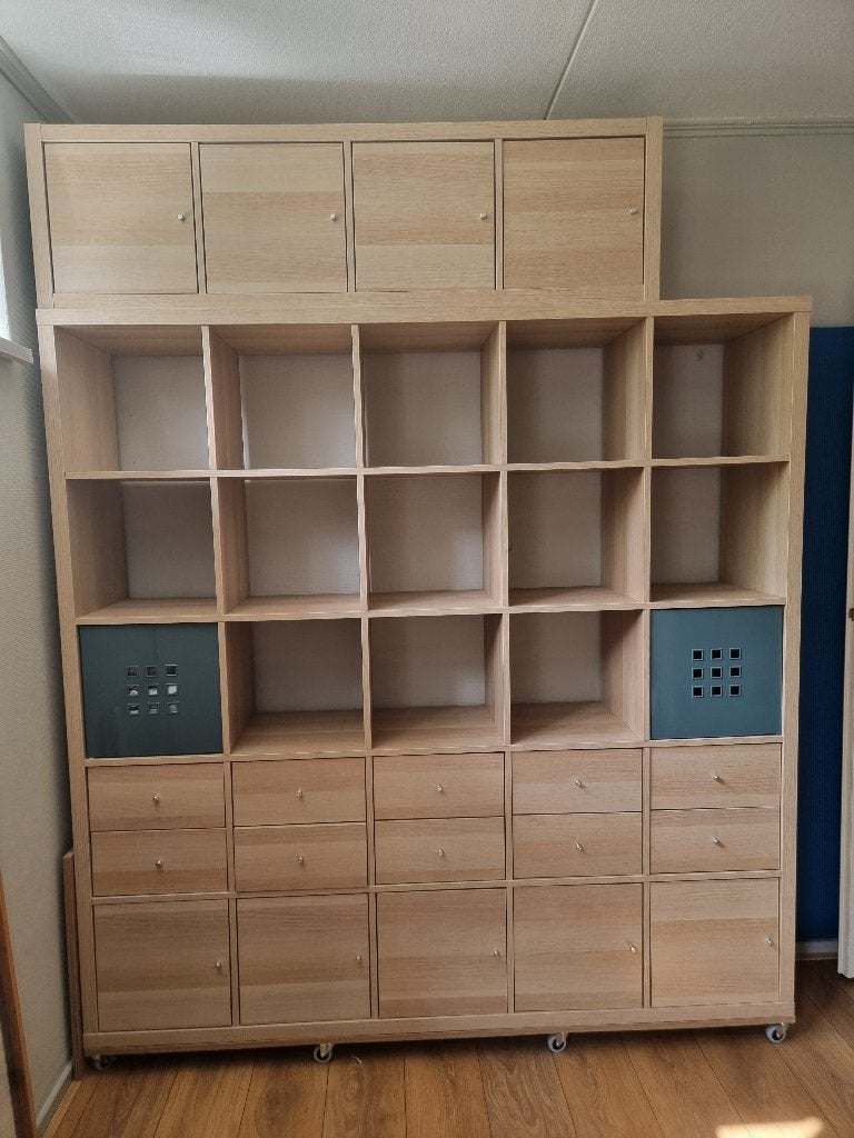 IKEA KALLAX VAKKENKAST - MET DEUREN EN LADES, Ophalen, Overige materialen, Met deur(en), 150 tot 200 cm