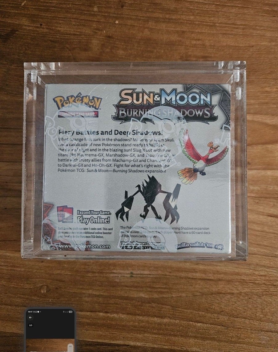 Pokémon Sun & Moon Burning Shadows Booster, Ophalen of Verzenden, Nieuw, Booster