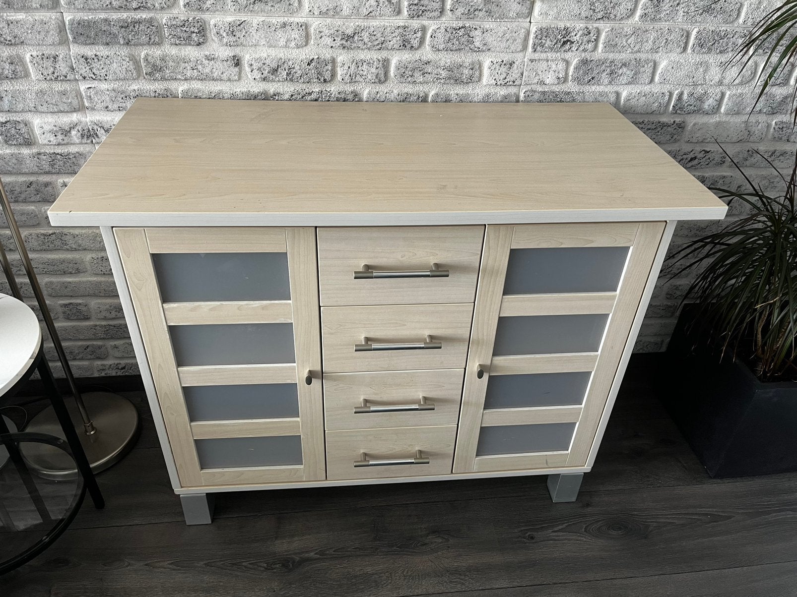 Commode