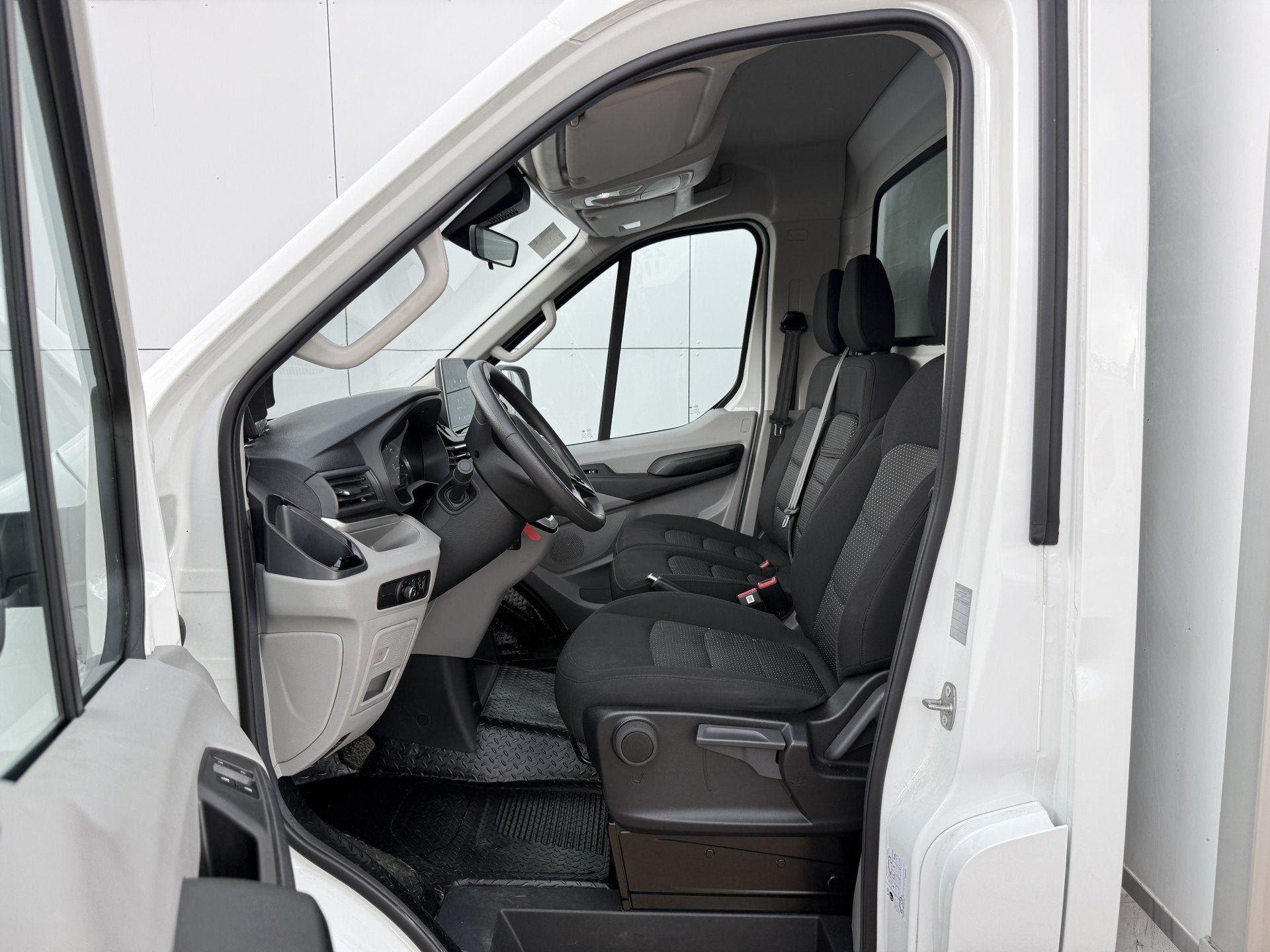 Foto 5 van Maxus eDeliver9 65kWh 204PK Elektrisch! 171km WLTP Elektrisc