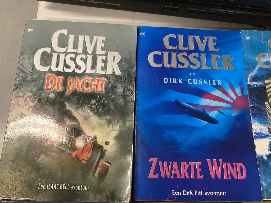 T.K. nog 11 boeken van Clive Cussler zie actuele lijst, Ophalen of Verzenden, Gelezen, Clive Cussler