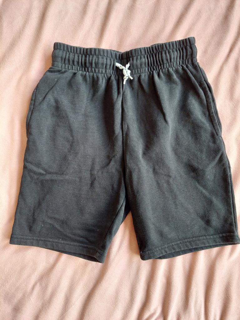 Zwarte joggingbroek short Primark maat 152, Kinderen en Baby's, Kinderkleding | Maat 152, Broek, Gebruikt, Jongen of Meisje, Ophalen of Verzenden