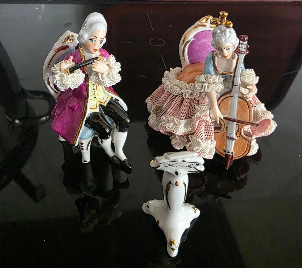 Vintage Porseleinen Beeldjes: Muzikanten in Rococo Stijl, Verzamelen, Beelden en Beeldjes, Ophalen of Verzenden