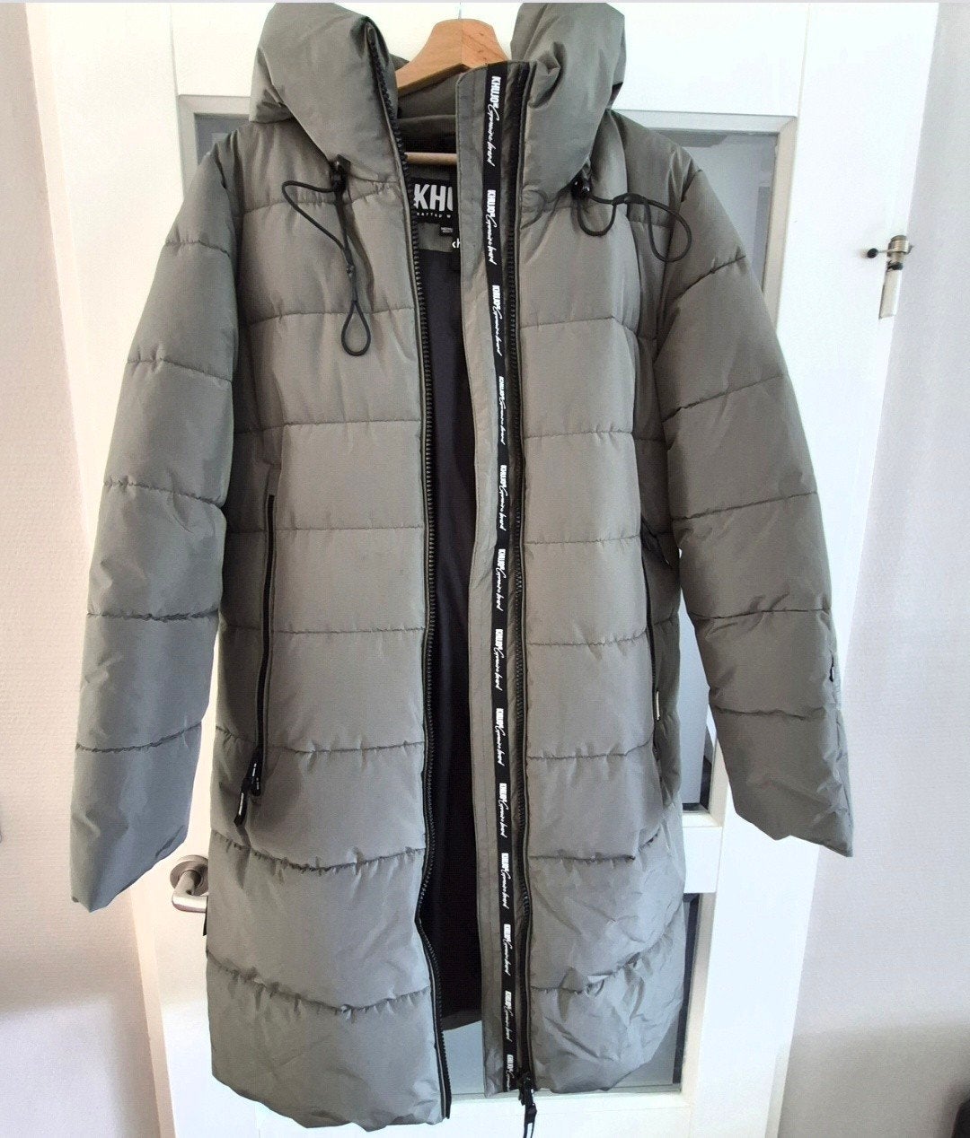Khujo winterjas dames, groen in maat M, zo goed als nieuw, Maat 38/40 (M), Khujo, Ophalen of Verzenden, Zo goed als nieuw