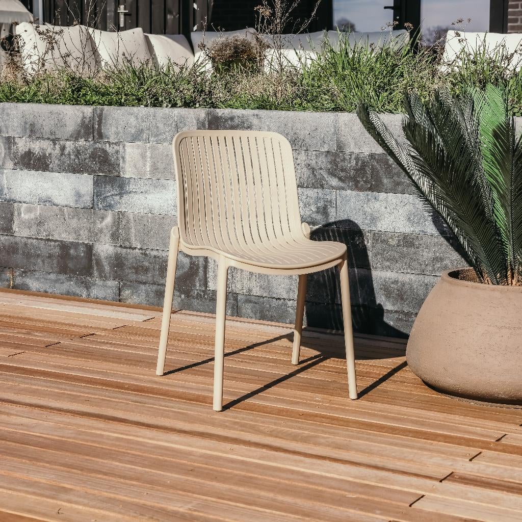 STAPELBARE TUINSTOEL DIRECT UIT VOORRAAD LEVERBAAR, Tuin en Terras, Tuinstoelen, Nieuw, Kunststof, Stapelbaar, Ophalen