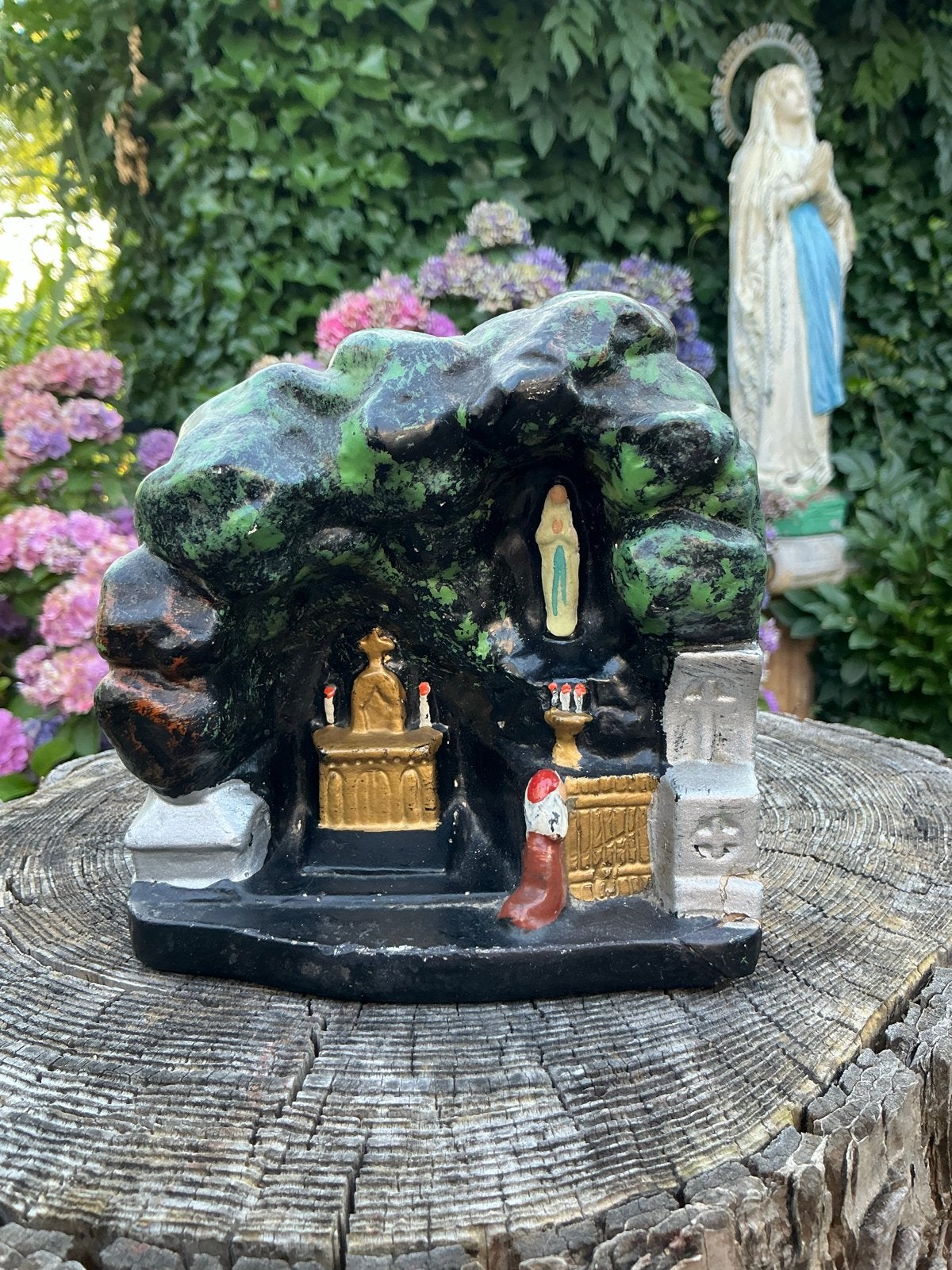 Vintage Lourdesgrot ❤️ Bernadette bij Maria verschijning, Ophalen of Verzenden