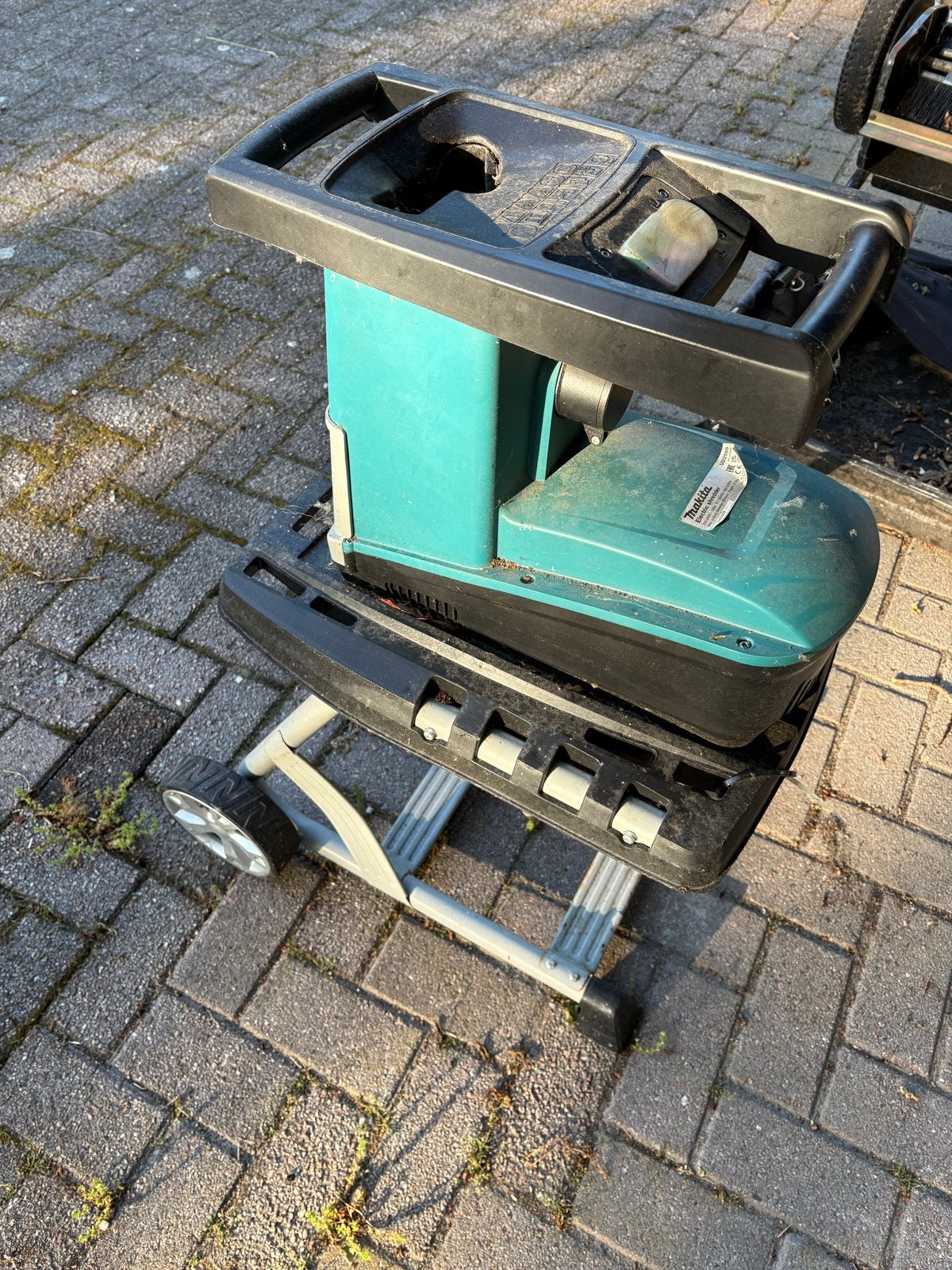 Makita UD2500 Elektrische Hakselaar, Ophalen