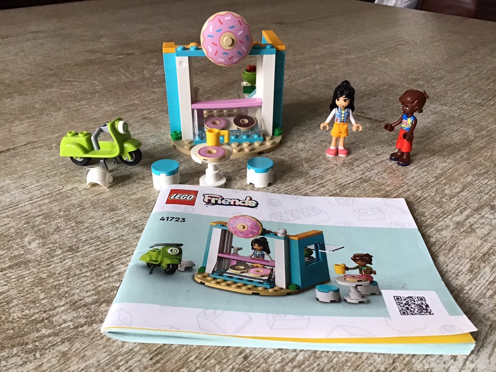 Lego friends Donutwinkel 41723, Ophalen of Verzenden, Zo goed als nieuw
