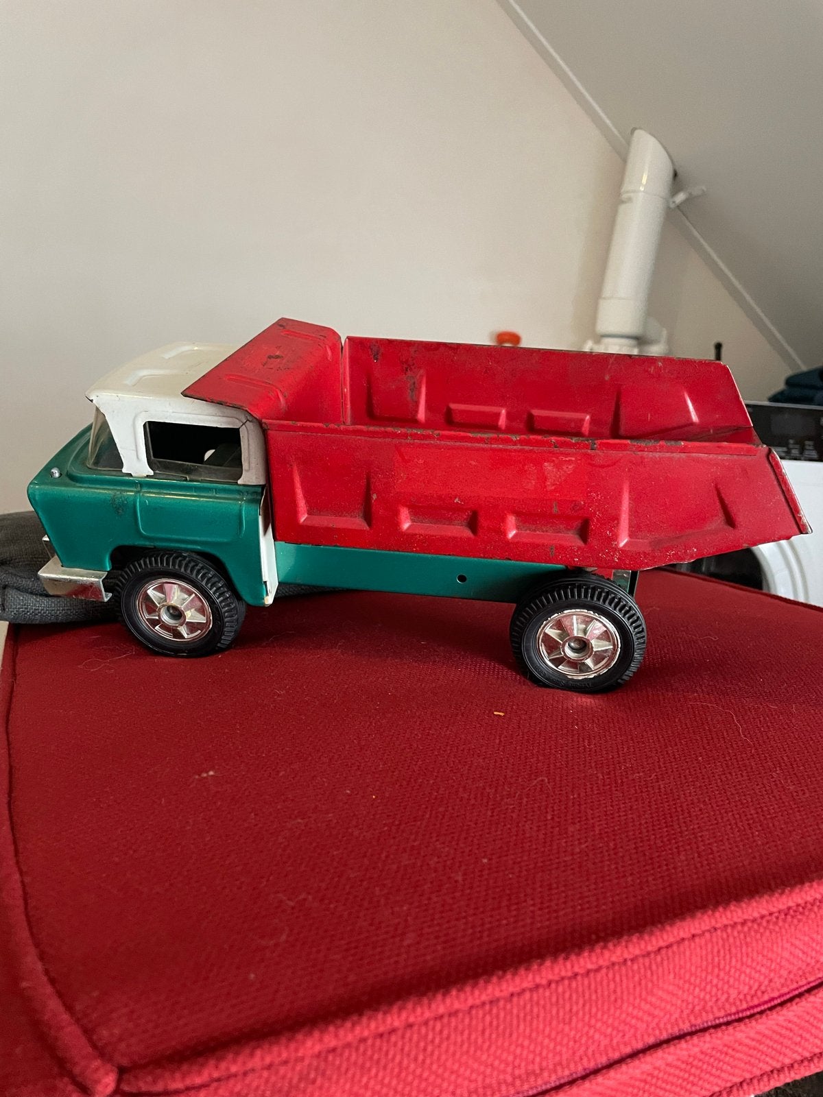 Vintage Speelgoed Vrachtwagen - Rood/Groen Kiepwagen, Ophalen of Verzenden, Gebruikt