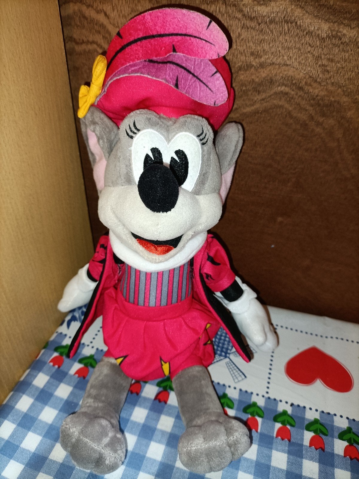 Julia knuffel Zwarte piet Julianatoren 30 cm groot, Ophalen of Verzenden, Zo goed als nieuw, Overige typen