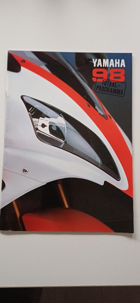 Jaarfolder Yamaha 1998 R1 introductie, Motoren, Handleidingen en Instructieboekjes, Ophalen of Verzenden, Yamaha