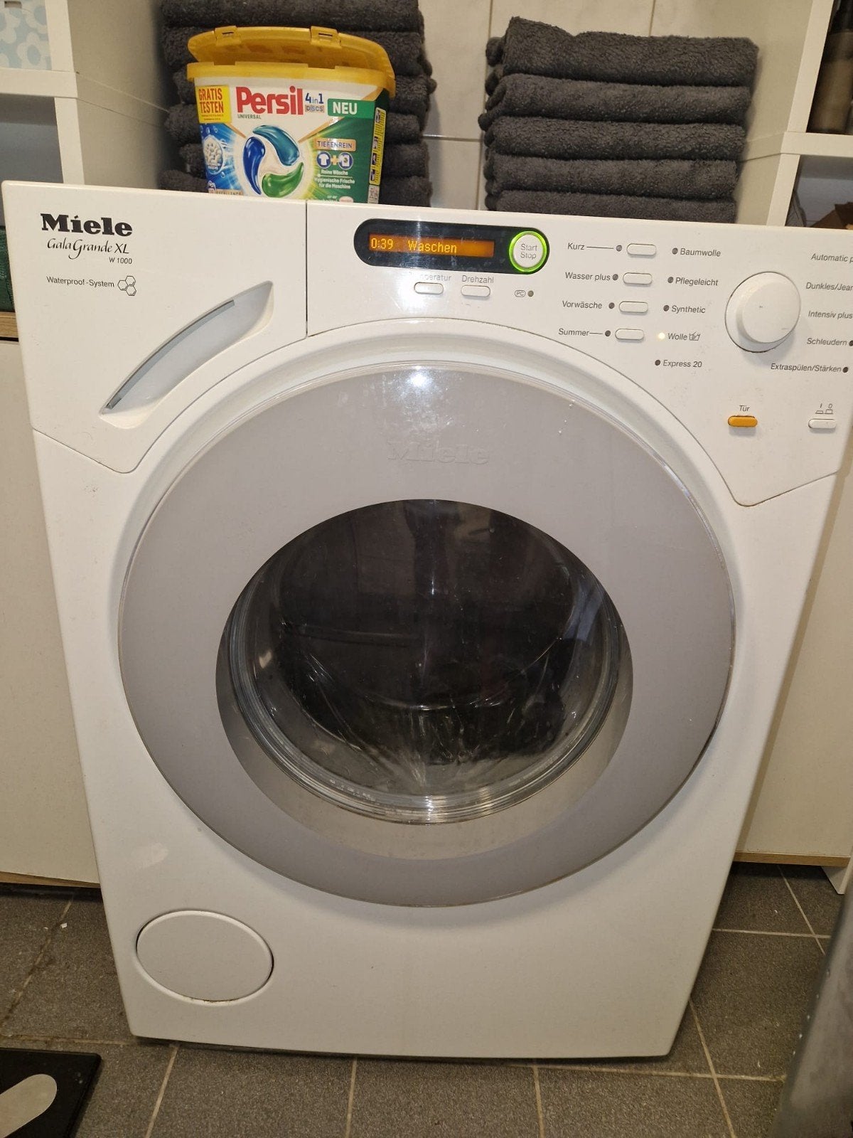 Miele  wasmachine, Witgoed en Apparatuur, Ophalen of Verzenden, Zo goed als nieuw, 1200 tot 1600 toeren, 85 tot 90 cm