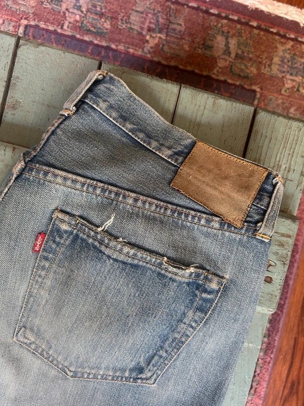 '01 LVC Levi's 501XX (Big E) 1944 Selvedge P.O.W. Jeans, Blauw, Ophalen of Verzenden, W33 - W34 (confectie 48/50), Gedragen