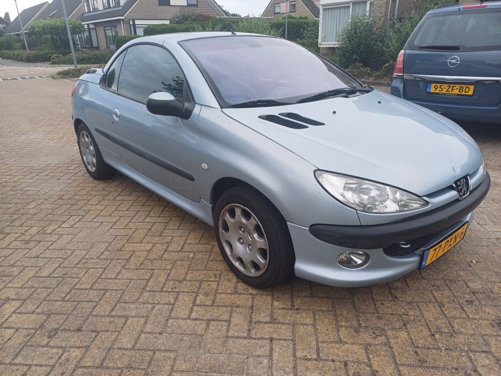 Peugeot 206 2.0, Auto's, Peugeot, 136 pk, Zwart, 4 cilinders, Cabriolet