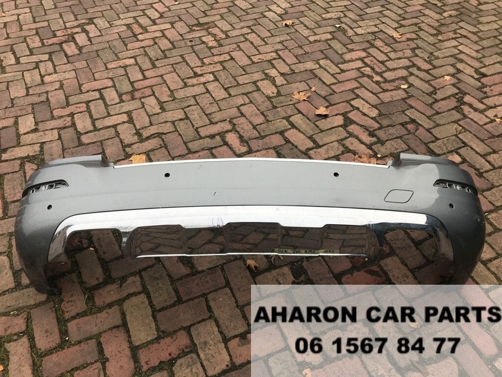 GLK X204 Facelift Achterbumper PDC met Diffuser W204 15115, Auto-onderdelen, Carrosserie en Plaatwerk, Gebruikt, Ophalen of Verzenden