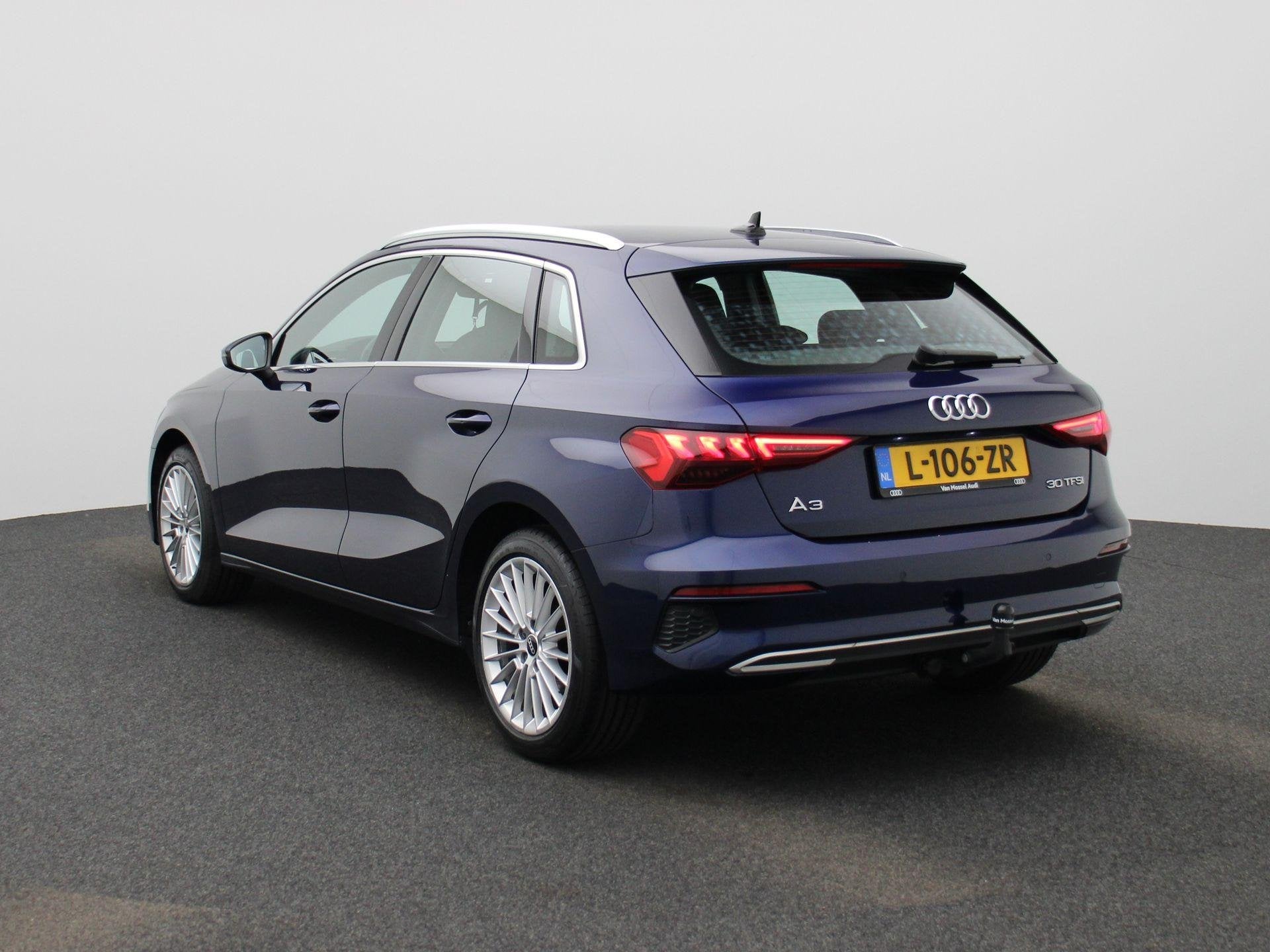 Audi A3 Sportback 30 TFSI Advanced edition |BTW | Trekhaak 1, Auto's, Stof, Gebruikt, Blauw, Origineel Nederlands