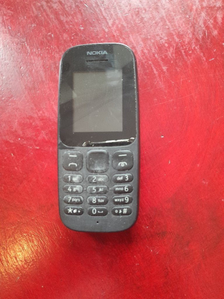 mobiel nokia leuk als 2de telefoon plek voor 2 simkaarten, Ophalen, Geen camera, Zwart, Zo goed als nieuw