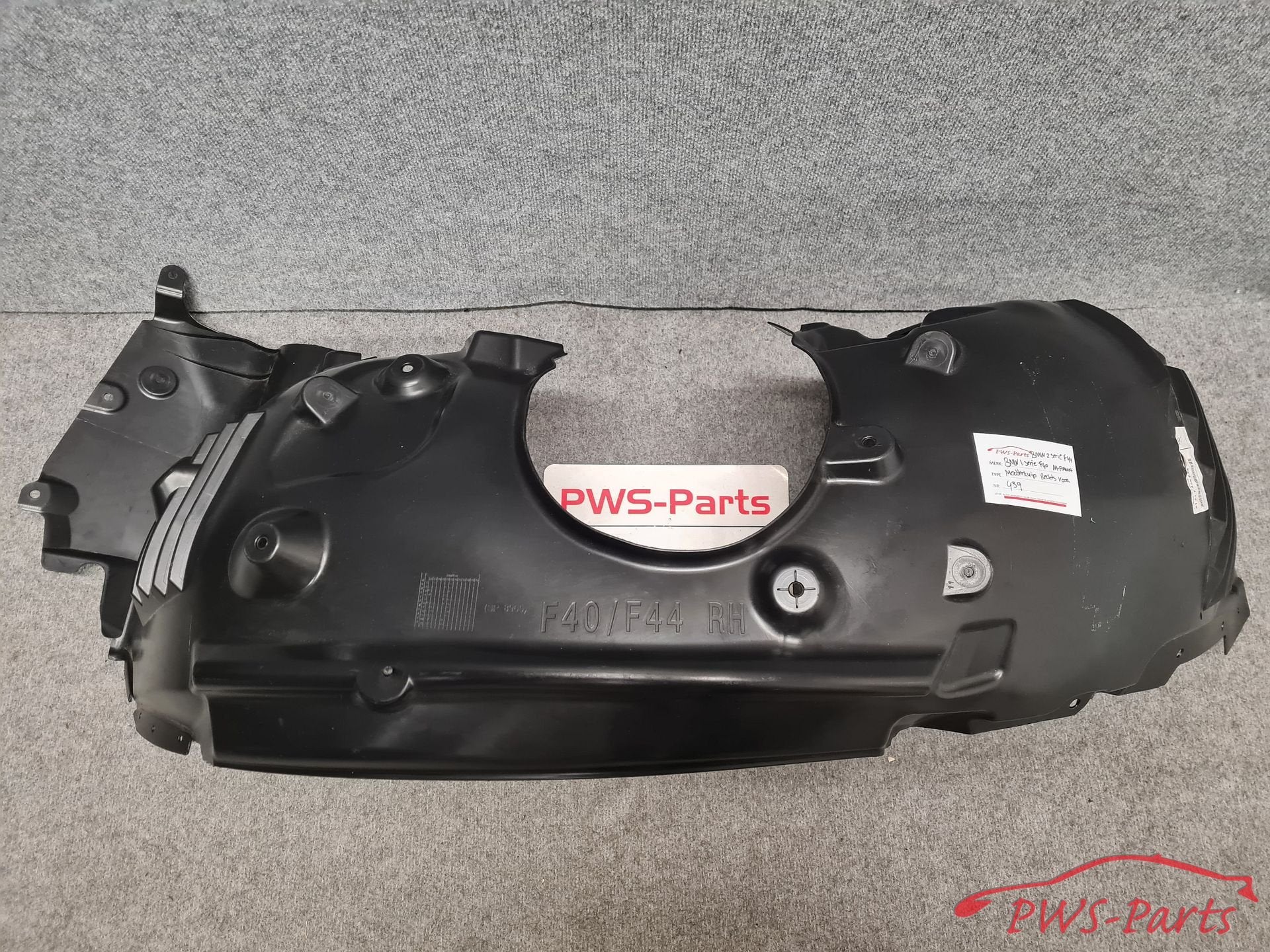 BMW F40 F44 M-PAKKET M MODDERKUIP WIELKAST RECHTS VOOR ORIGI, Gebruikt, -, -, Ophalen of Verzenden