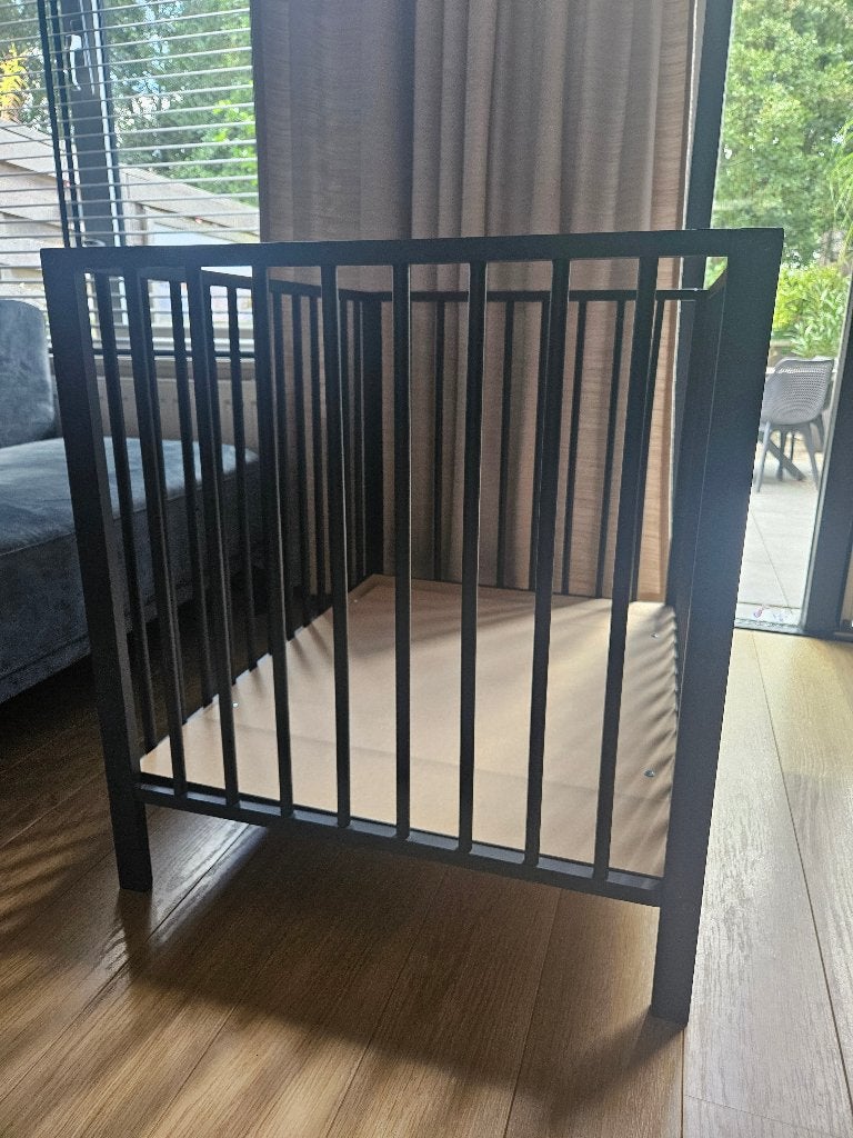 Europe Baby Felix II box mat zwart (incl. matras), Kinderen en Baby's, Ophalen, Zo goed als nieuw, Rechthoekig, In hoogte verstelbaar