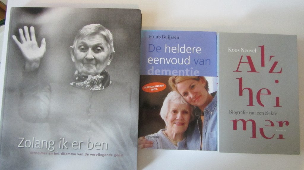 Zolang ik er ben - Alzheimer +  2 boeken Dementie, Ophalen of Verzenden, Zo goed als nieuw, Sociale wetenschap