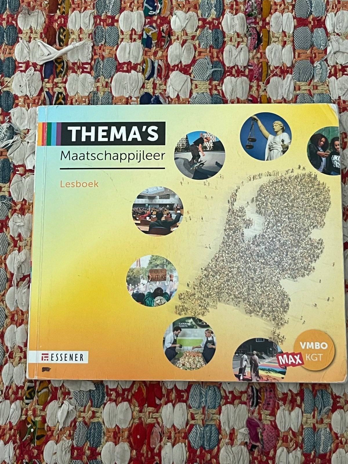 Thema's Maatschappijleer Lesboek VMBO MAX KGT, Ophalen of Verzenden, Zo goed als nieuw, VMBO, Maatschappijleer