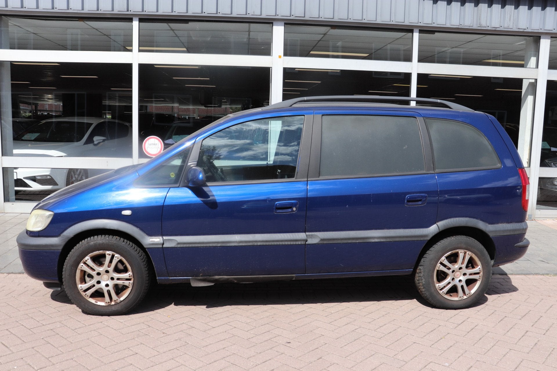 Opel Zafira 2.2-16V Comfort Automaat 2p invalide aanpassing,, Auto's, Opel, 1345 kg, Stof, Gebruikt, Blauw