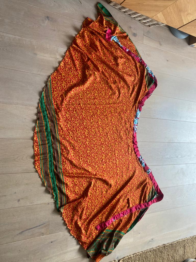 Wikkelrok one size met zijde, Ophalen of Verzenden, Zo goed als nieuw, Maat 42/44 (L), Onder de knie