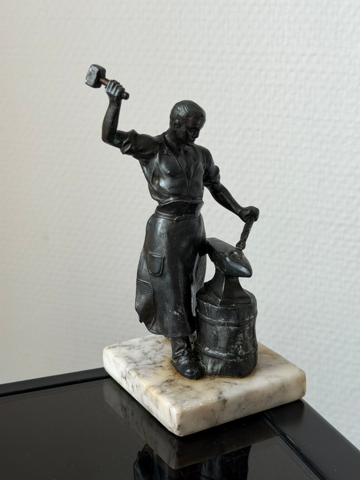 Zeer gedetailleerd berldje. Smid smeed hoefijzer, Antiek en Kunst, Verzenden