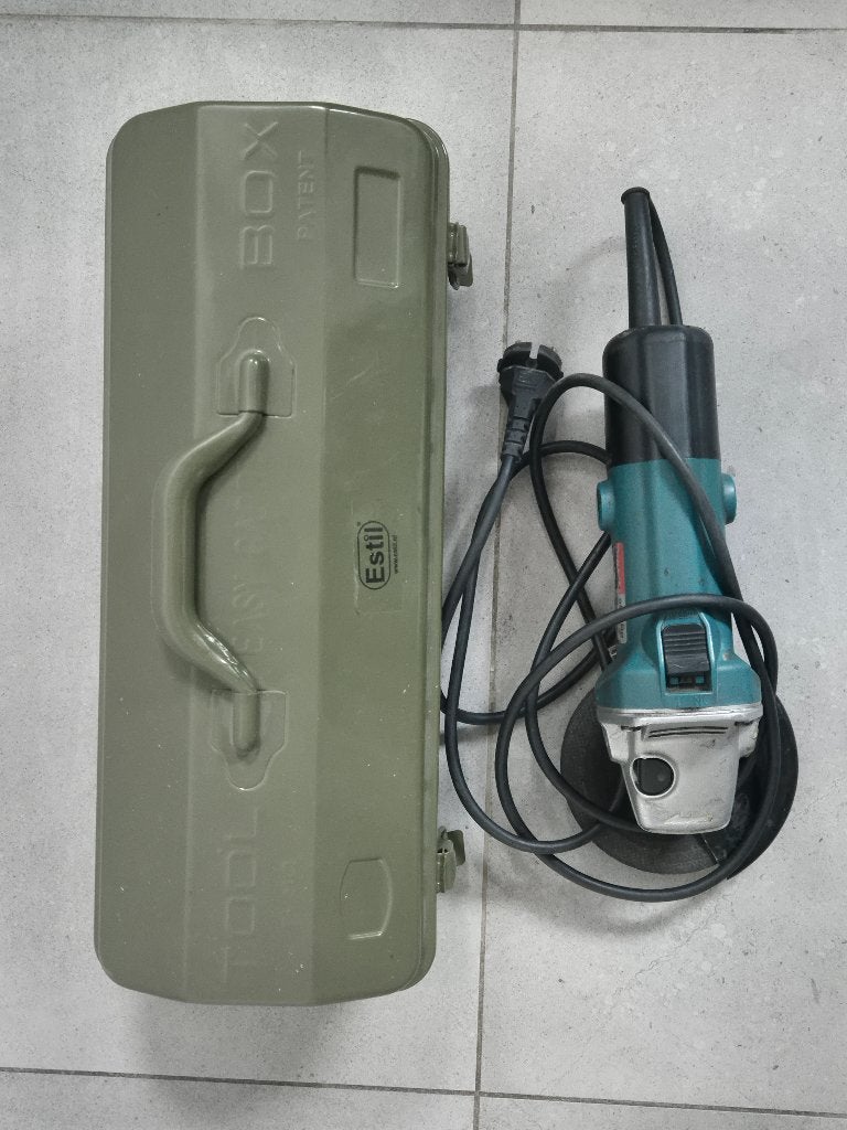 Makita 9525NB Haakse Slijper 125 mm, Verzenden, Gebruikt, Minder dan 700 watt, Haakse handslijpmachine