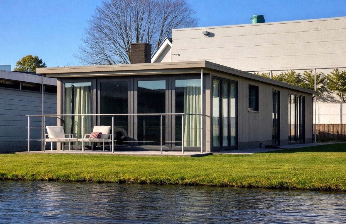 Overnachten op een unieke houseboat aan het water, Overige typen, Aan meer of rivier, Eigenaar, 2 personen