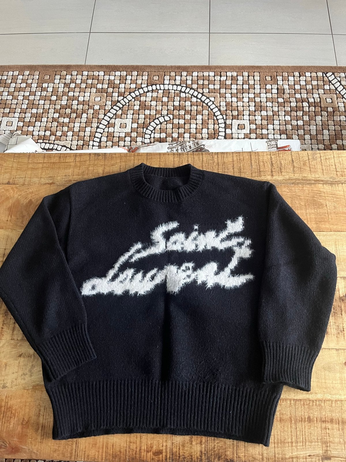 Saint Laurent trui met logo - Zwart Maat L, Ophalen of Verzenden, Zo goed als nieuw, Maat 42/44 (L), Zwart