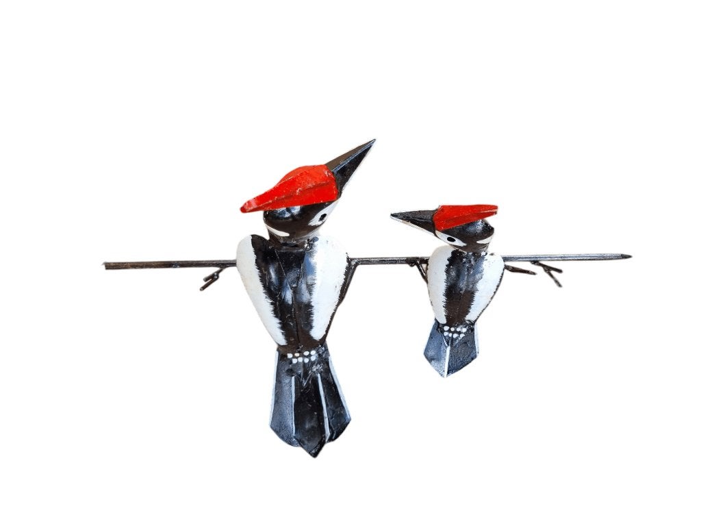 BONTE SPECHT MET JONG OP TAK - STREET ART - FAIRTRADE
