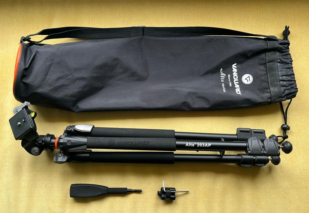 Vanguard statief, Ophalen of Verzenden, Minder dan 150 cm, Driepoot