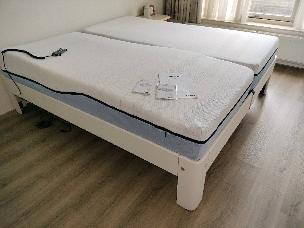 2 x 1 persoons bed Auping, Huis en Inrichting, Ophalen, Wit, Tweepersoons, 180 cm