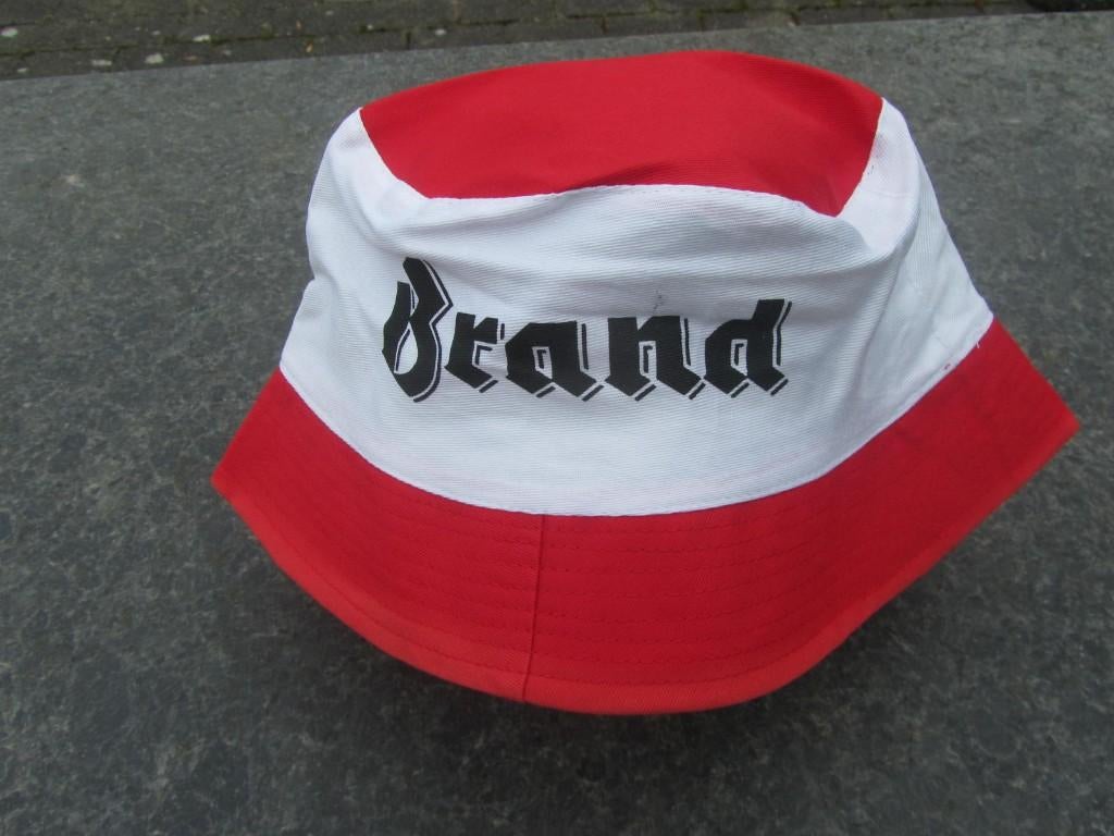 pet BRAND BIER, Ophalen of Verzenden, Zo goed als nieuw, Kleding, Brand