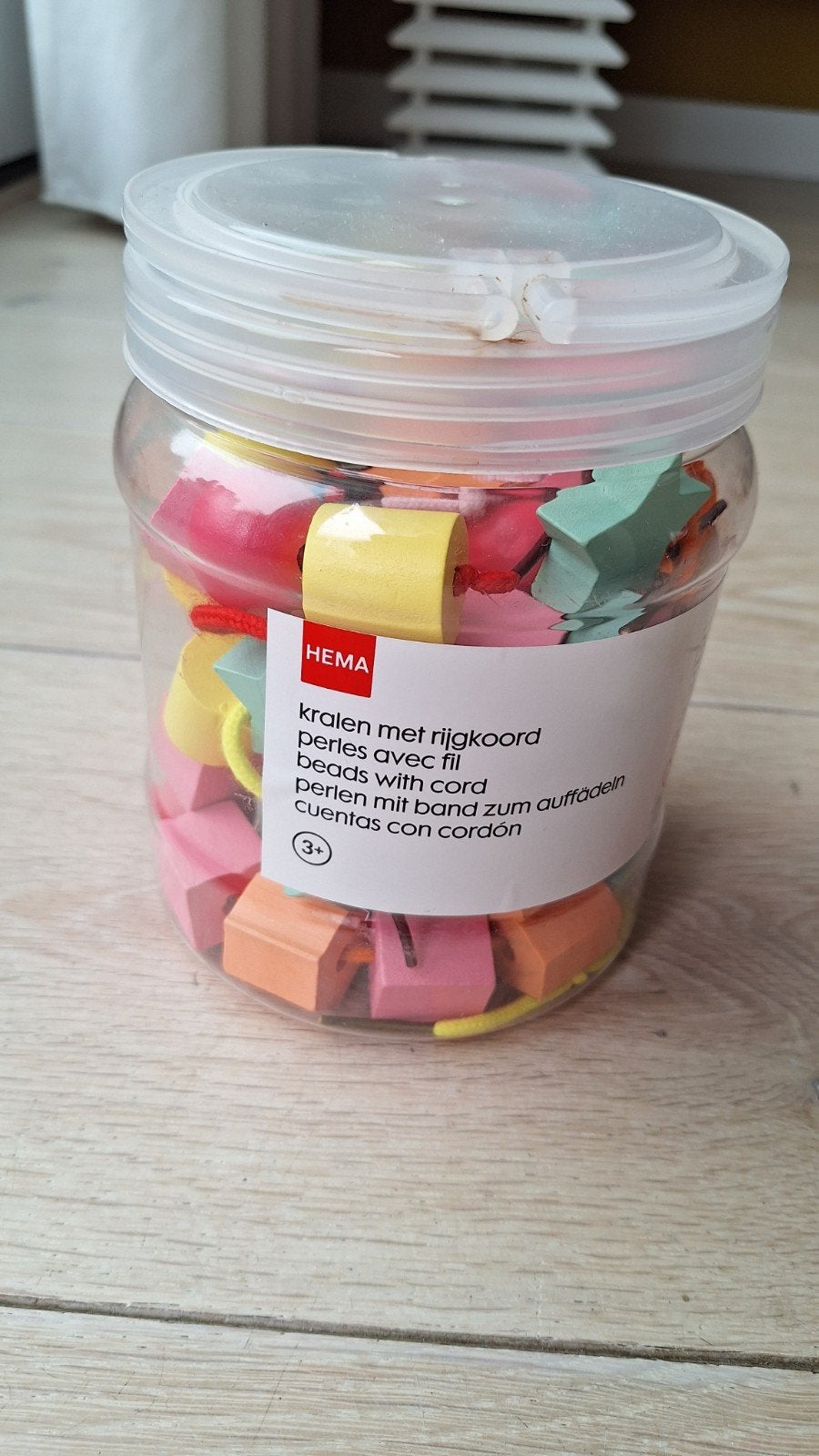 Hema kralen met rijgkoord - Knutselset, Abstract, Meerkleurig, Ophalen of Verzenden, Zo goed als nieuw