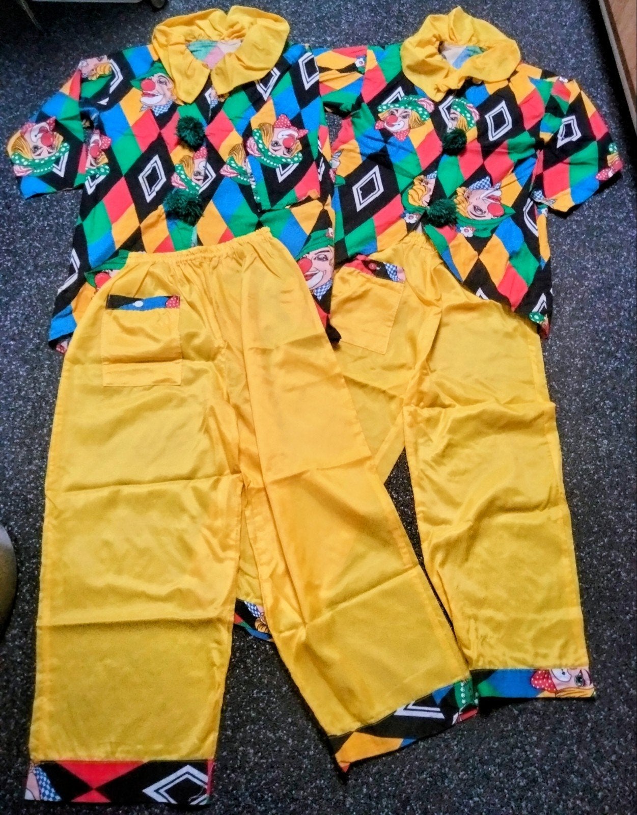 2Handgemaakte Clownspakken maar S/M, Carnaval, Ophalen of Verzenden, Kleding, Gedragen